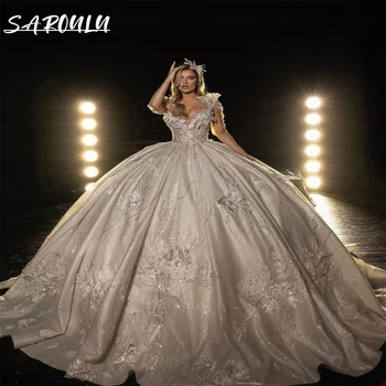 Luxusní Lišty 3D Květinové Nášivky Svatební Šaty Elegantní Hluboký V-neck Svatební Šaty Romantické Vestidos De Novia