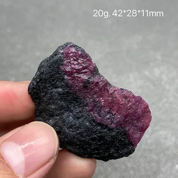 Nejlepší! 100% přírodní Myanmaru Fluorescenční Ruby hrubý minerální kameny a krystaly léčení krystaly křemene kameny +Box 35mm