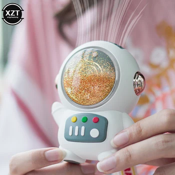 2023 Nová Otočná Písku Astronaut Elektrický Ventilátor USB Nabíjení Holé Mute Přenosný Malý Ventilátor dětský Den Dárek